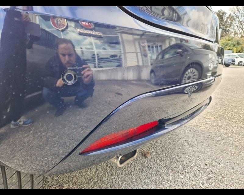 Lancia Ypsilon 1.0 FireFly 5 porte S&S Hybrid Gold