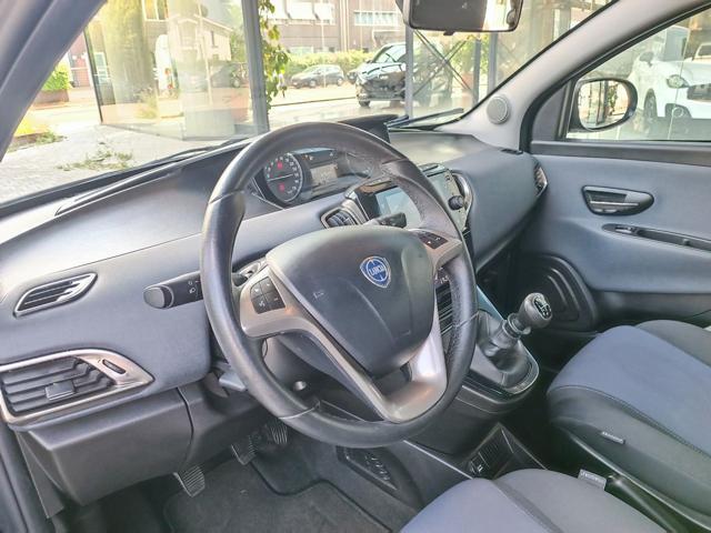 LANCIA Ypsilon 1.2 69 CV 5 porte GPL Ecochic Gold