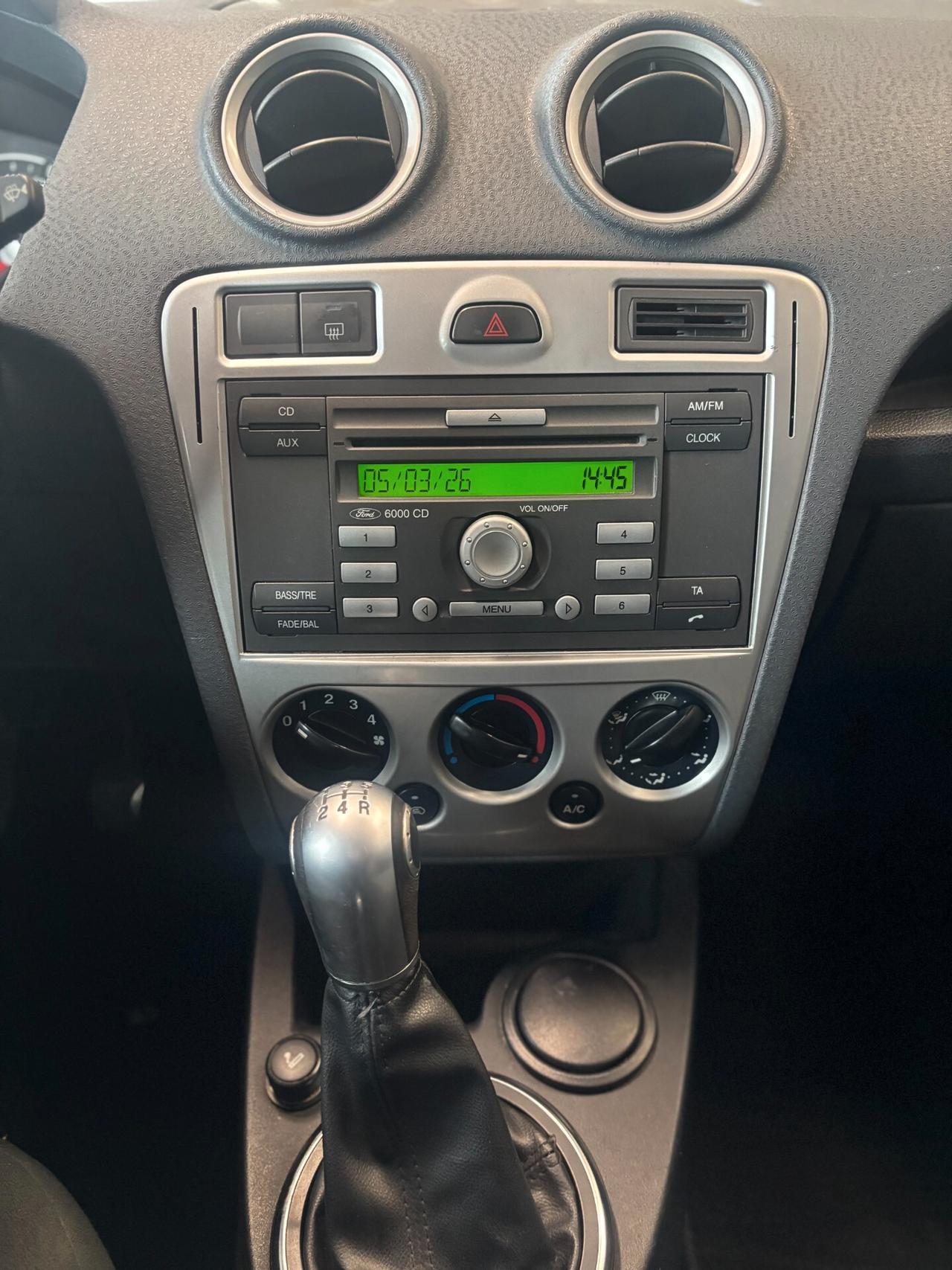 Ford Fusion 1.4 16v Titanium*CINGHIA FATTA