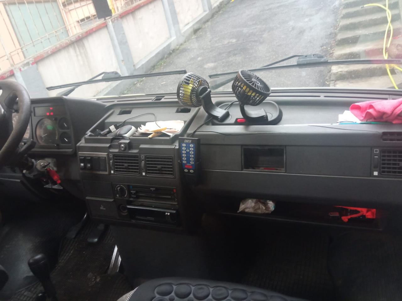 Carro Attrezzi IVECO 2.8cc PATENTE C - IVA ESPOSTA - PORTATA 28 QUINTALI