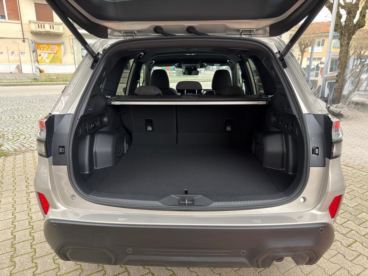Subaru Forester 2.0 e-Boxer cvt