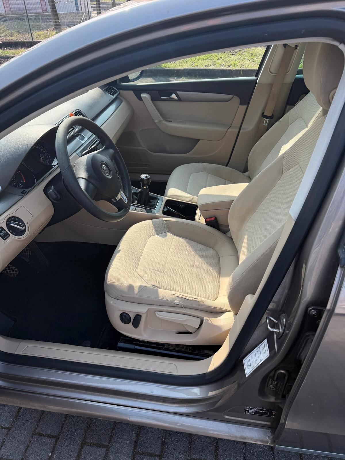 Volkswagen Passat Var. 1.6 TDI Comfortline BM.Tech.