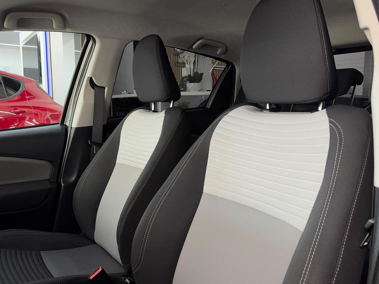 Toyota Yaris Hybrid Lounge Full Optional