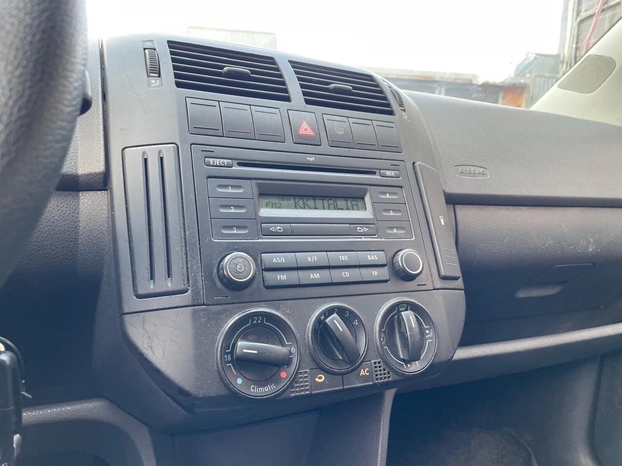 Volkswagen Polo Restyling 1.4tdi 5p. Full solo 50kw Perfett