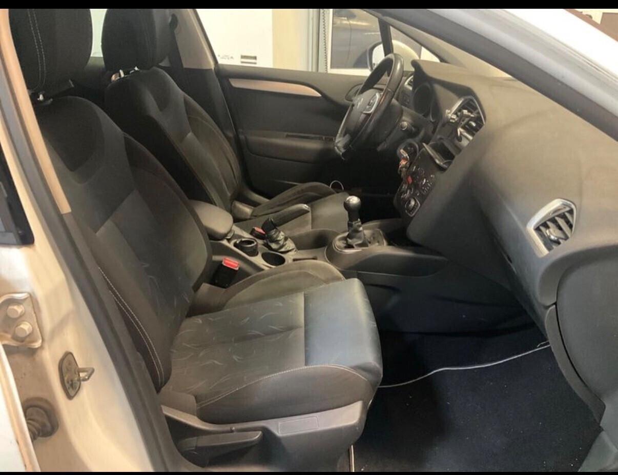 Citroen C4 1.4 NEOPATENTATI GARANZIA