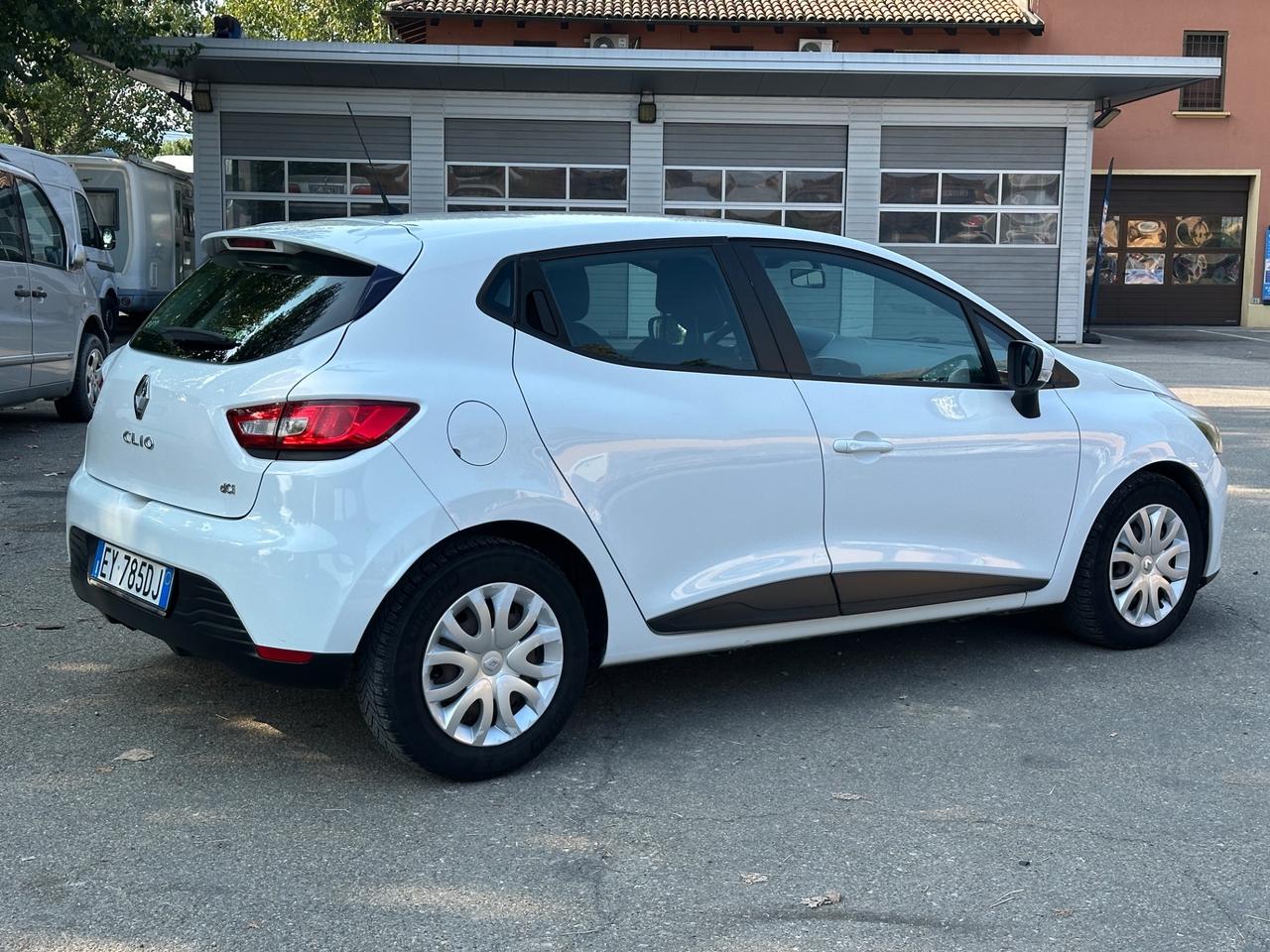 Renault Clio 1.5 dCi 8V 75CV 5 porte Costume National