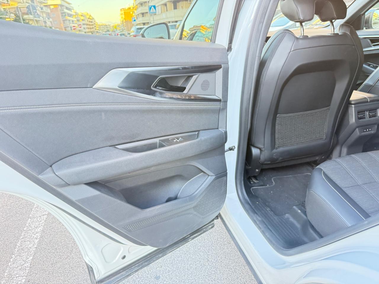 Renault Austral Full Hybrid E-Tech 200 CV Iconic LED PELLE NAVI KAMERA 360 EXSTEND GREEP CERCHI 18