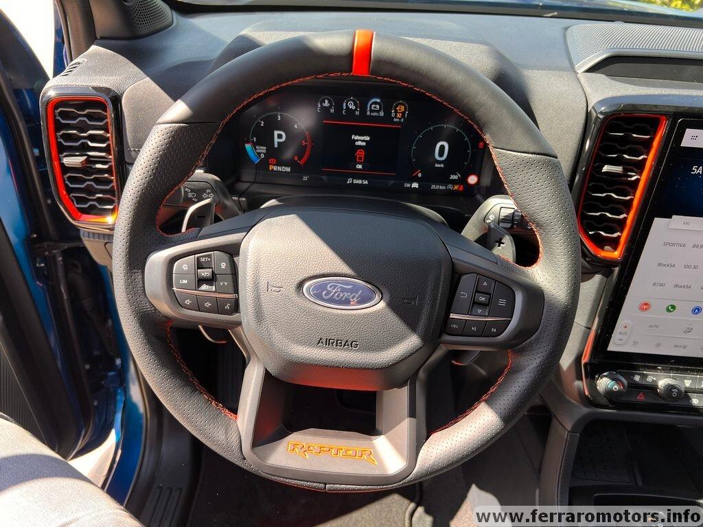 Ford Ranger Raptor 2.0 Ecoblue 4WD DC 5 posti a 729 euro al mese senza anticipo