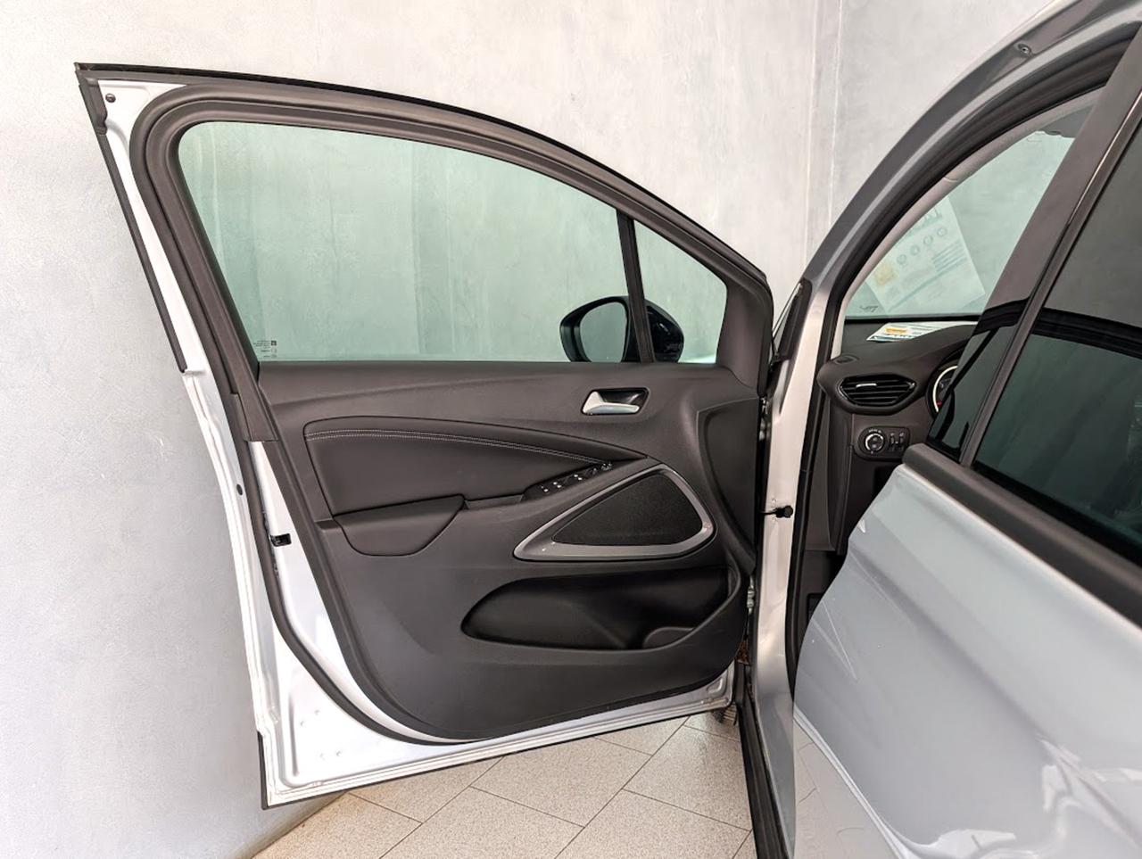 Opel crossland 1.2 110cv Elegance
