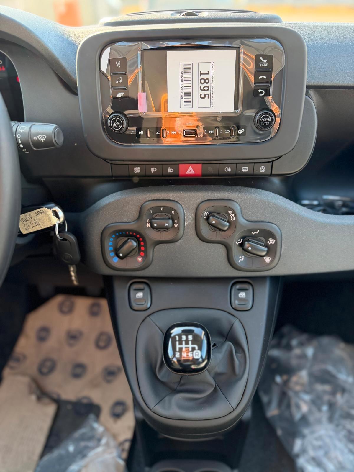 Fiat Panda 1.0 FireFly Hybrid Icon