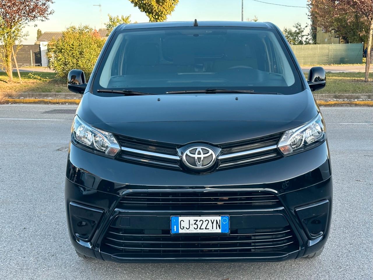 Toyota Proace 2.0D 144 CV L2 14q Active