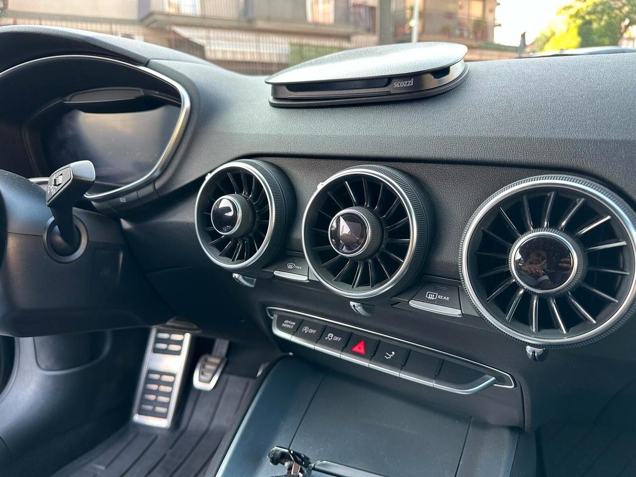 Audi TT COUPE 2.0 TDI ULTRA NUVOLARI LIM. ED