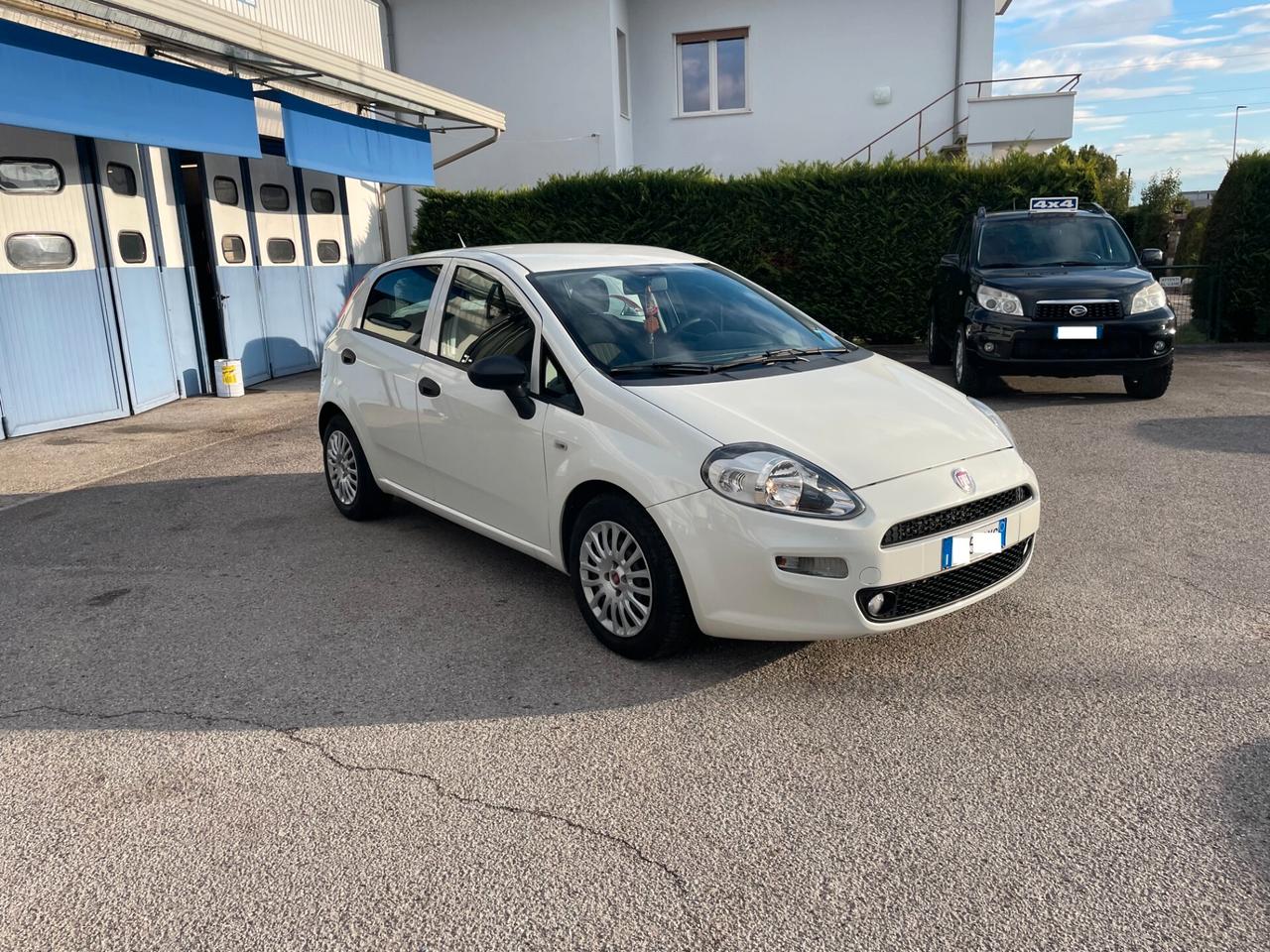Fiat Punto 1.3 MJT II S&S 95 CV 5 porte Street