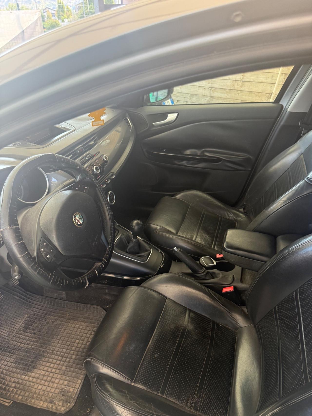 Alfa Romeo Giulietta 1.6 JTDm-2 105 CV PELLE FULL