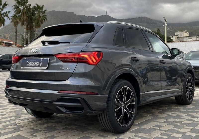 Audi Q3 S Line interno ed esterno 2.0 TDI 150CV S-Tronic 35