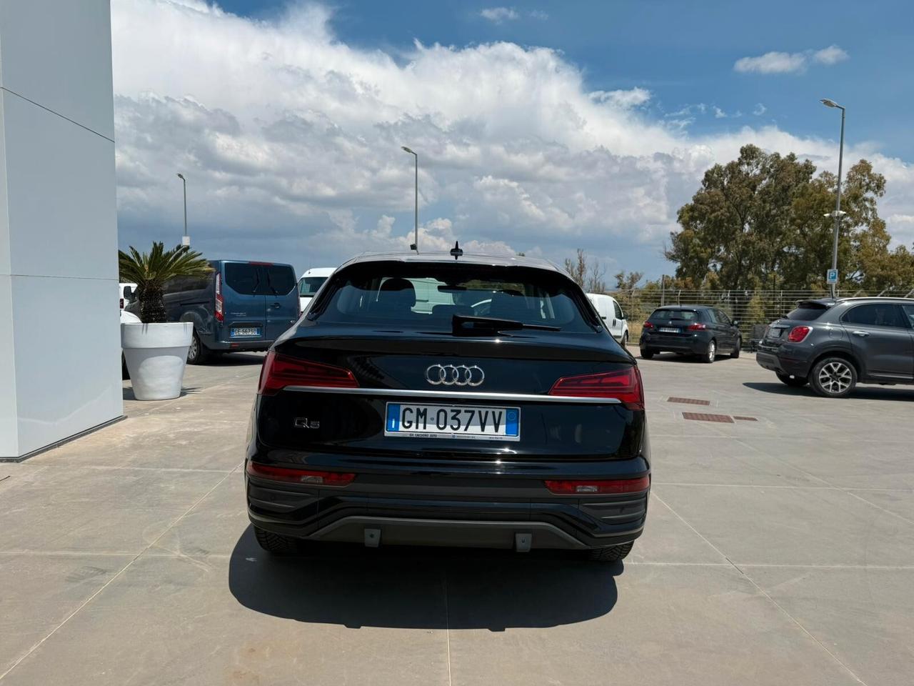 Audi Q5 35 TDI S tronic Business Advanced