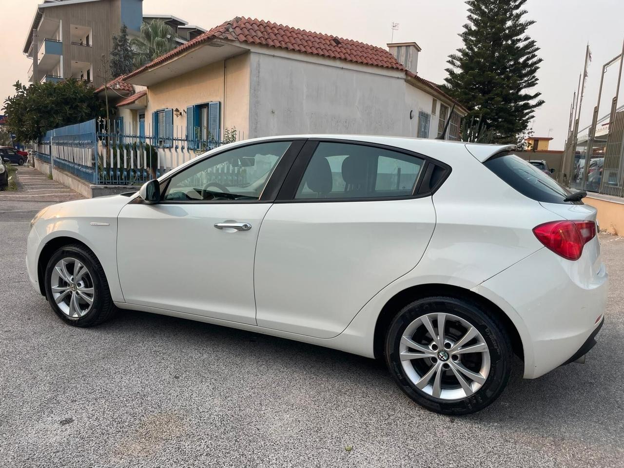 Alfa Romeo Giulietta 1.4 Turbo 105 CV Progression