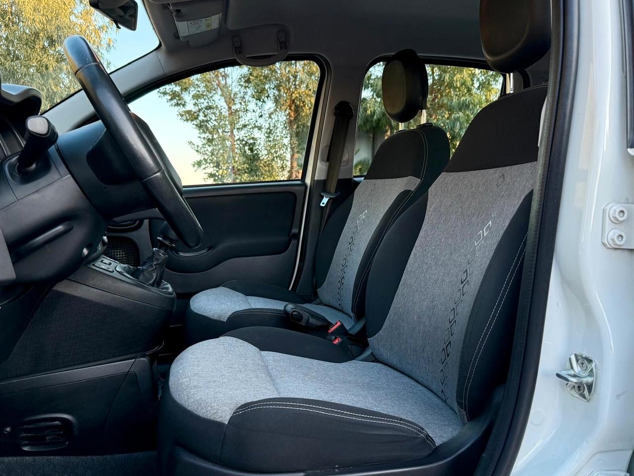 FIAT PANDA 1.2 LOUNGE UNI PROPRIETARIO