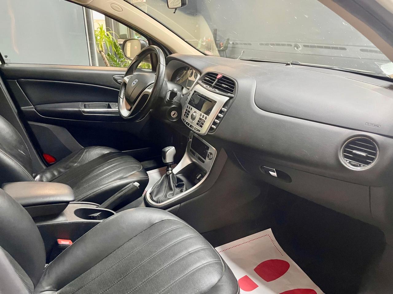 Lancia Delta 1.6 MJT DPF 105 CV Gold