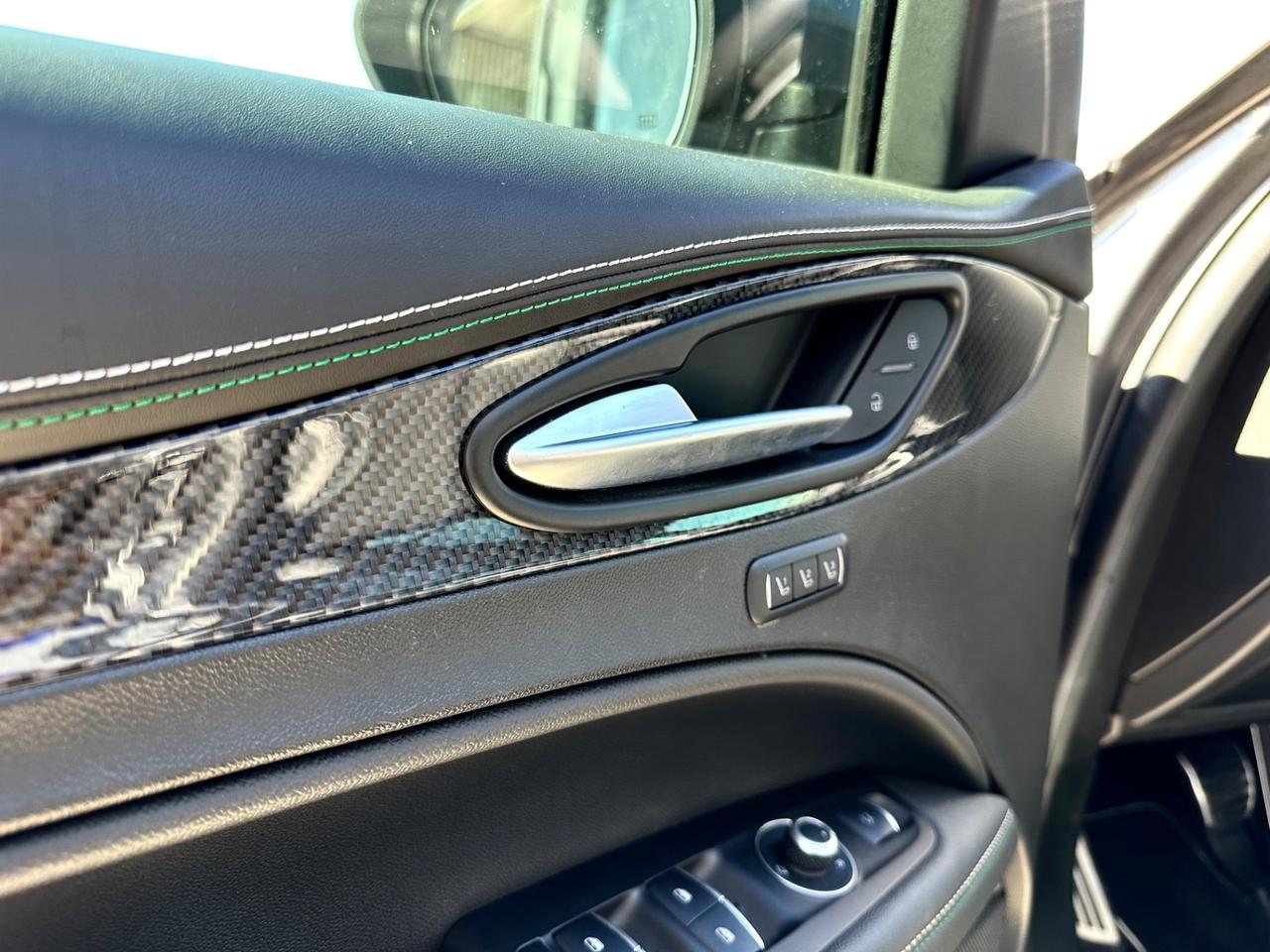 Alfa Romeo Stelvio 2.9 Bi-Turbo V6 510 CV AT8 QUADRIFOGLIO VERDE TETTO + AKRAPOVIC