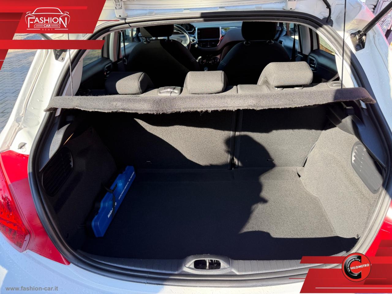 PEUGEOT 208 1.4 HDi 68 CV 5p. Business