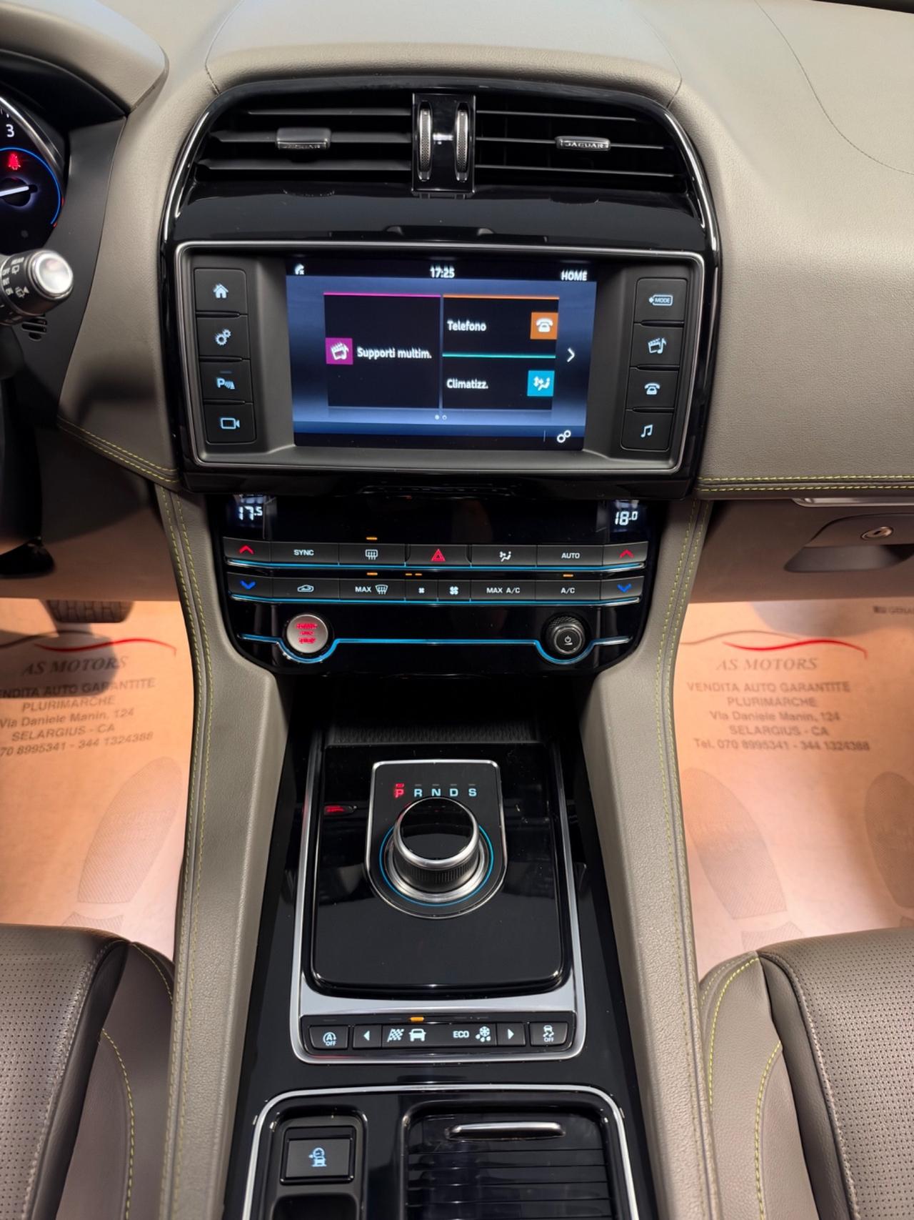 Jaguar F-Pace 2.0 D 180 CV AWD R-Sport