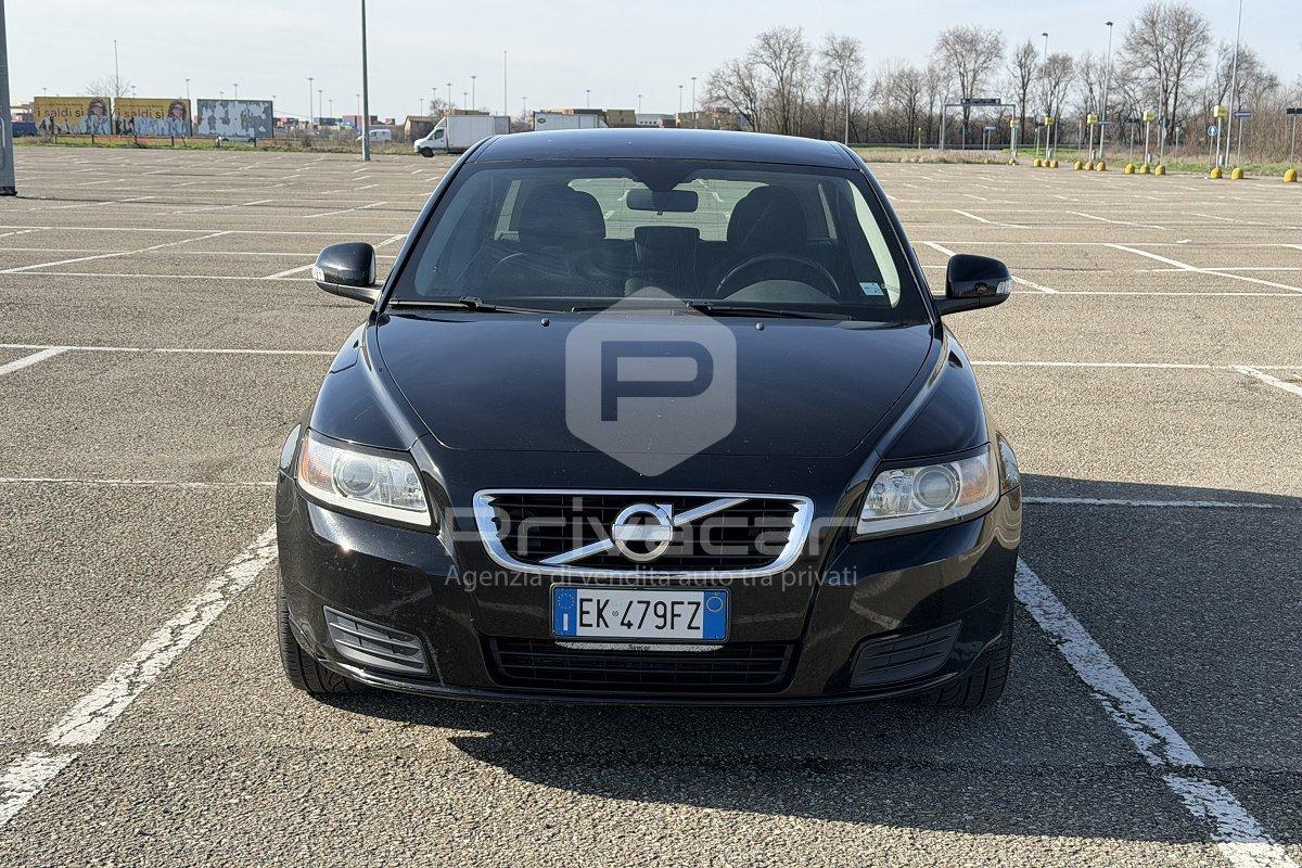 VOLVO V50 D2 POLAR