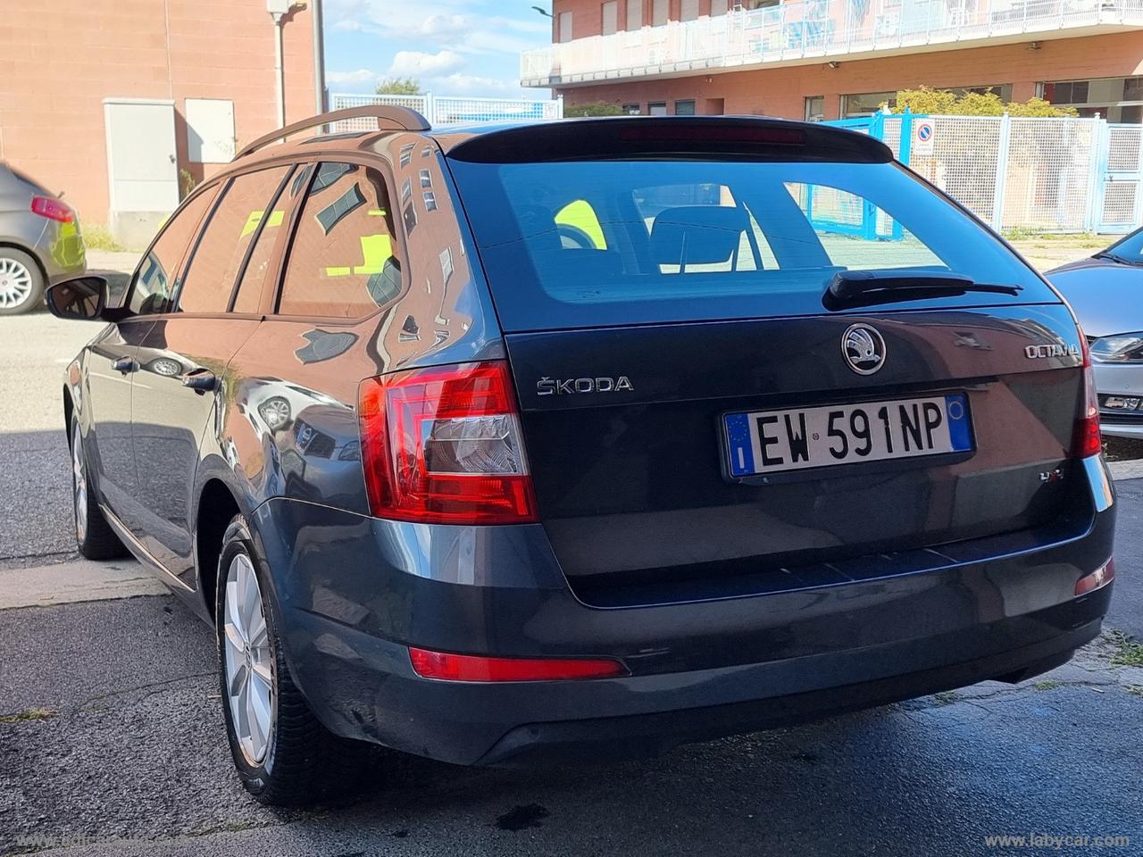 SKODA Octavia 1.6 TDI CR 105 CV Wagon