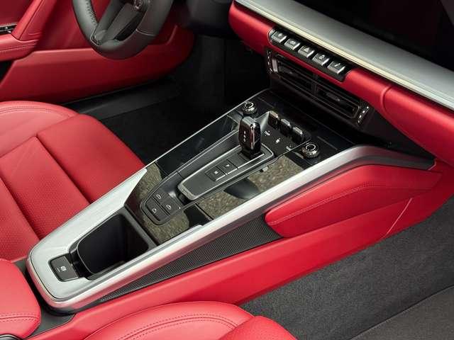 Porsche 992 911 Carrera Cabrio 3.0 4S auto