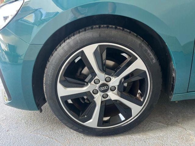 AUDI A1 citycarver 30 TFSI