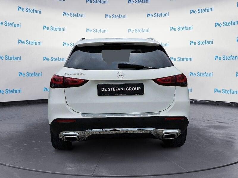 Mercedes-Benz GLA GLA 200 d Automatic Sport Plus