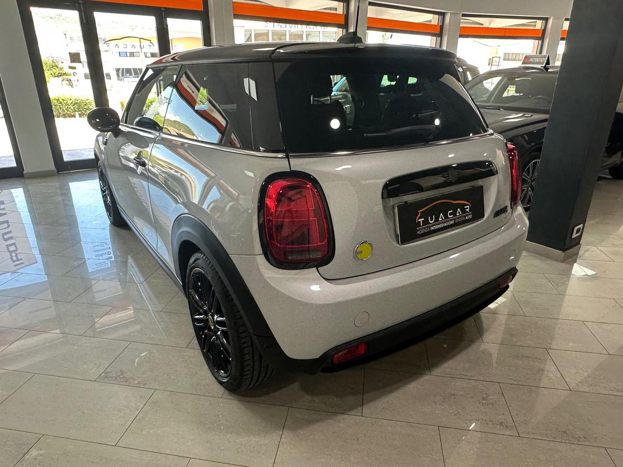 Mini Cooper Classic Cooper SE #6090
