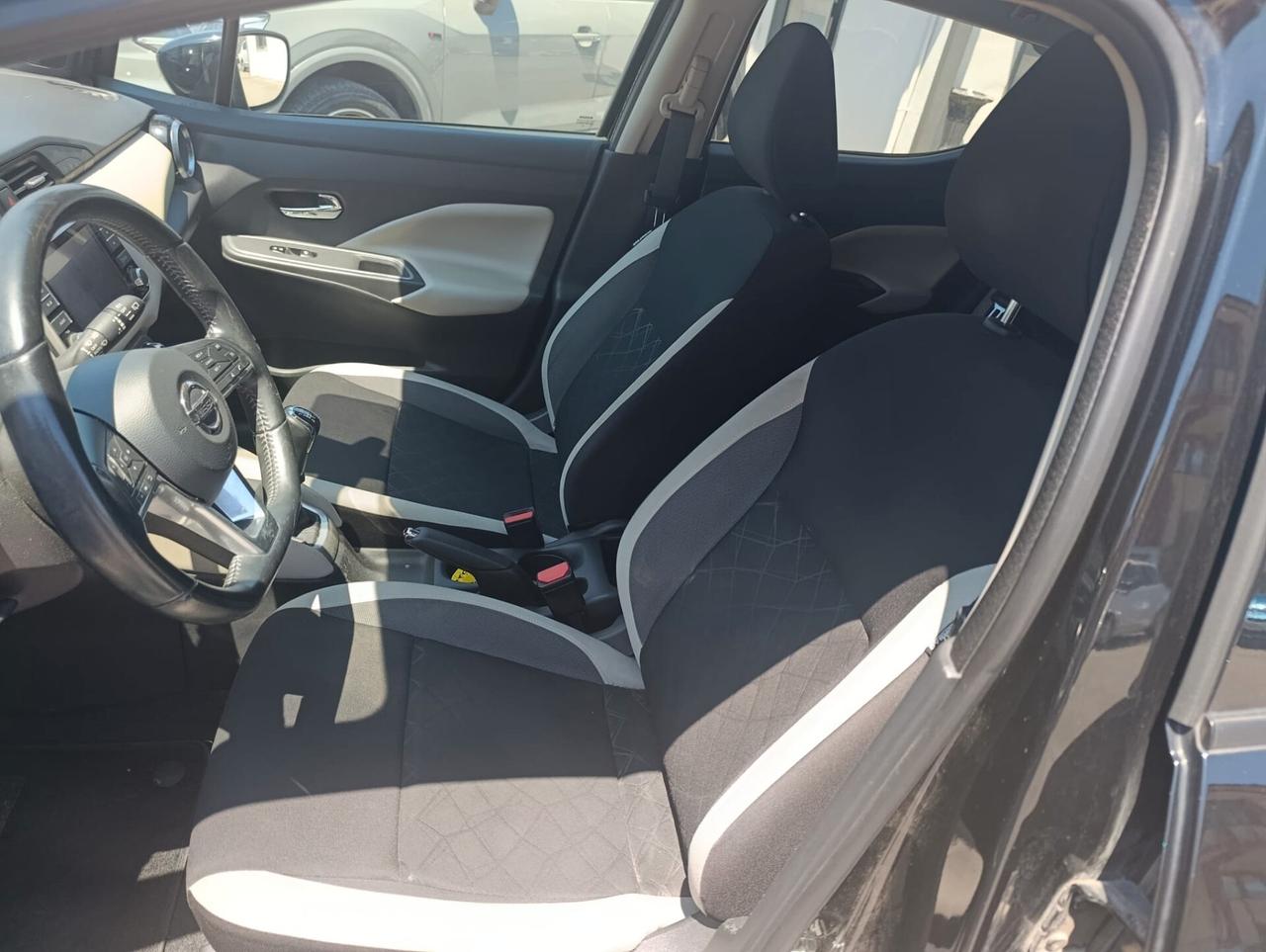 Nissan Micra IG-T 100 5 porte N-Connecta