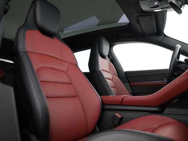 Porsche Taycan cross turismo 4s
