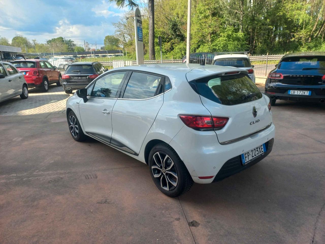 Renault Clio TCe 12V 90 CV Start&Stop 5 porte Energy Duel