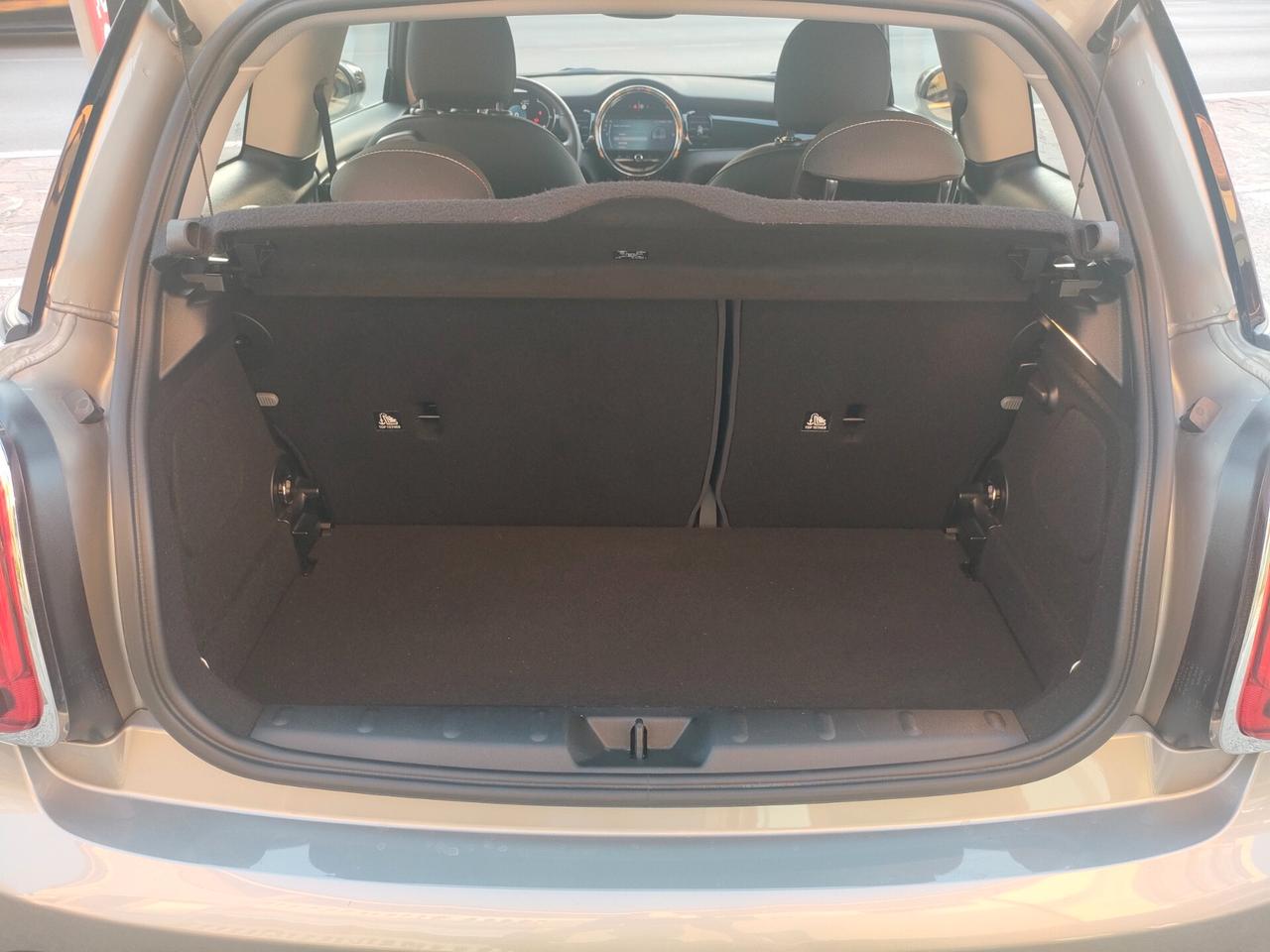 Mini Mini 1.5 Cooper Resolute
