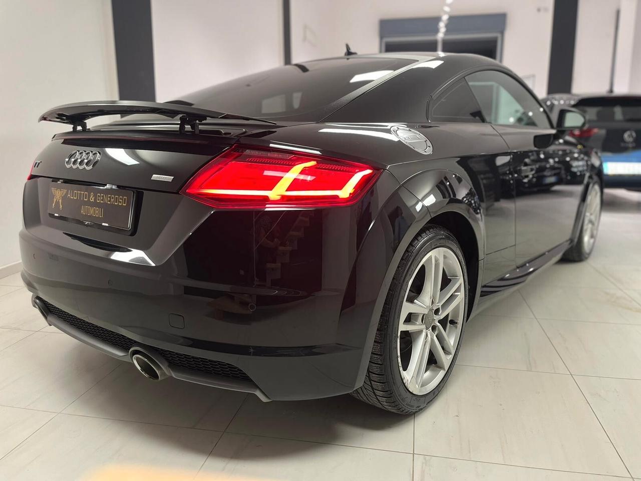 Audi TT Coupé 2.0 184CV TDI ultra S line