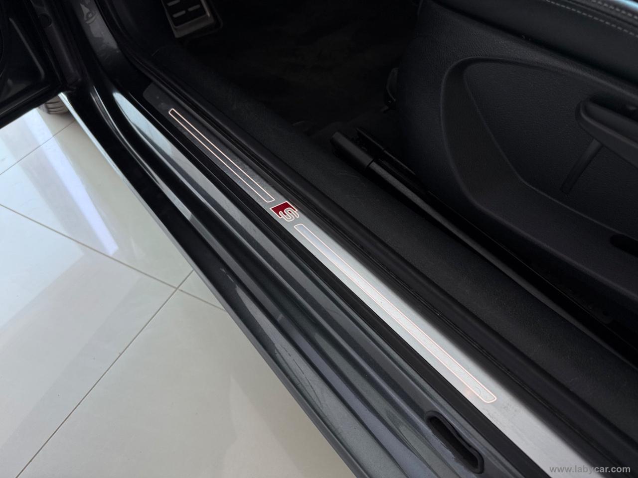 AUDI A3 2.0 TDI S tronic Sport S-LINE