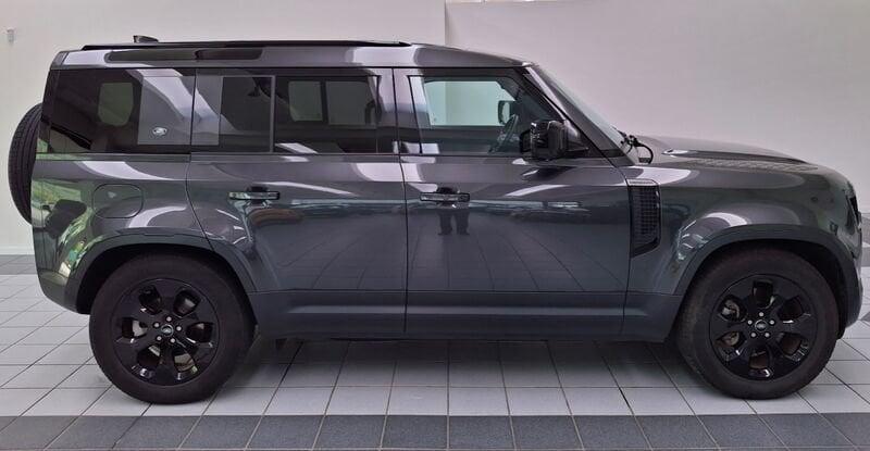 Land Rover Defender 3.0D I6 200 110 SE AWD auto. AUTOCARRO N1
