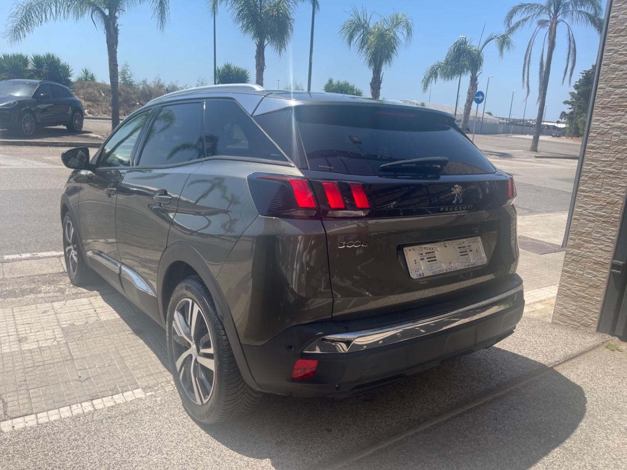 Peugeot 3008 BlueHDi 130 S&S ALLURE