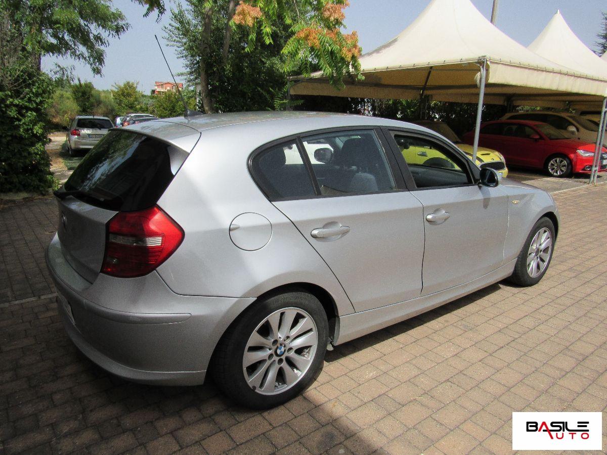 BMW - Serie 1 - 120d 5 porte Futura DPF