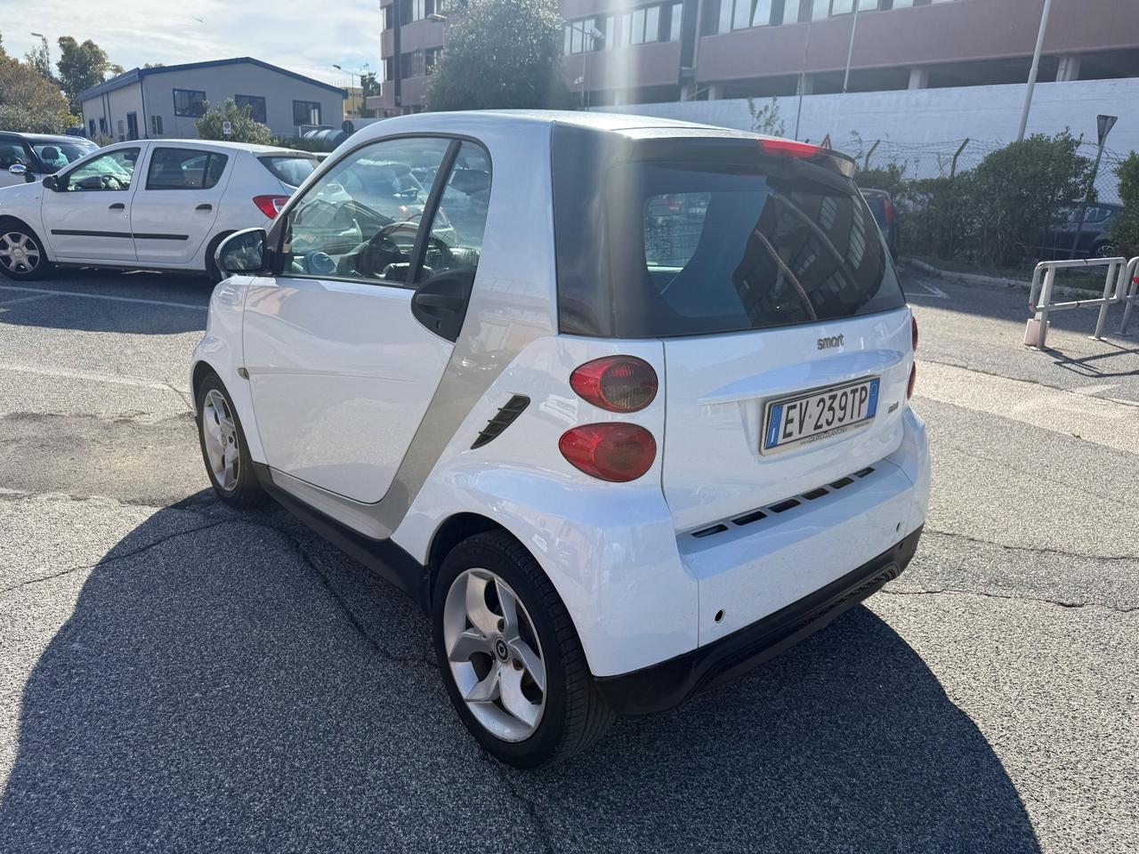 Smart ForTwo 1000 62 kW coupé passion