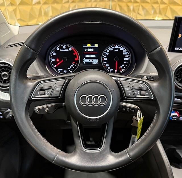 Audi Q2 35 TFSI S tronic Business Plus
