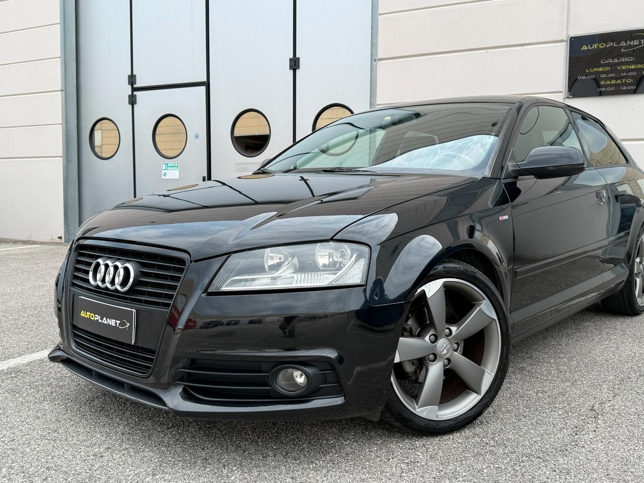 Audi A3 2.0 TDI 140CV S-LINE DOPPIO BLACK EDITION
