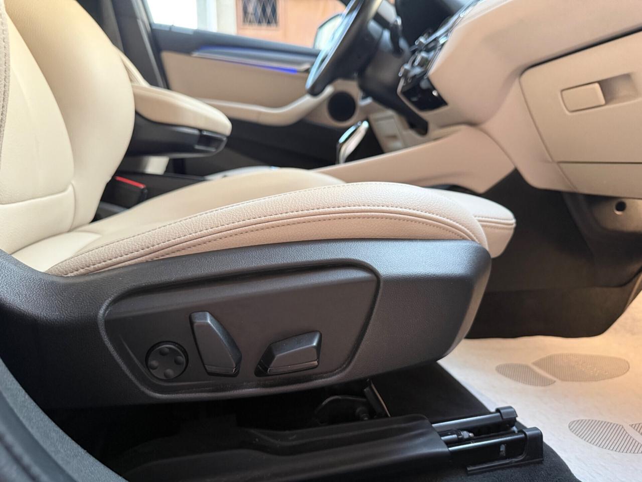 Bmw X2 sDrive18d Msport stra full, luci ambiente