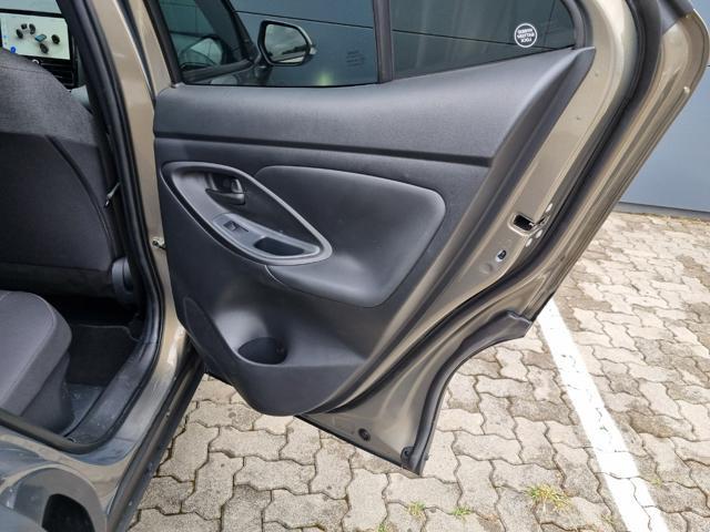 TOYOTA Yaris Cross 1.5 Hybrid 130 CV 5p. E-CVT Trend