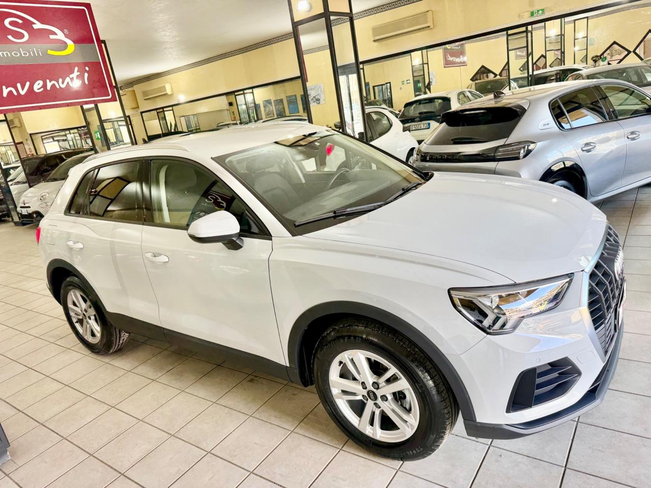 Audi Q3 35 TDI S tronic Business