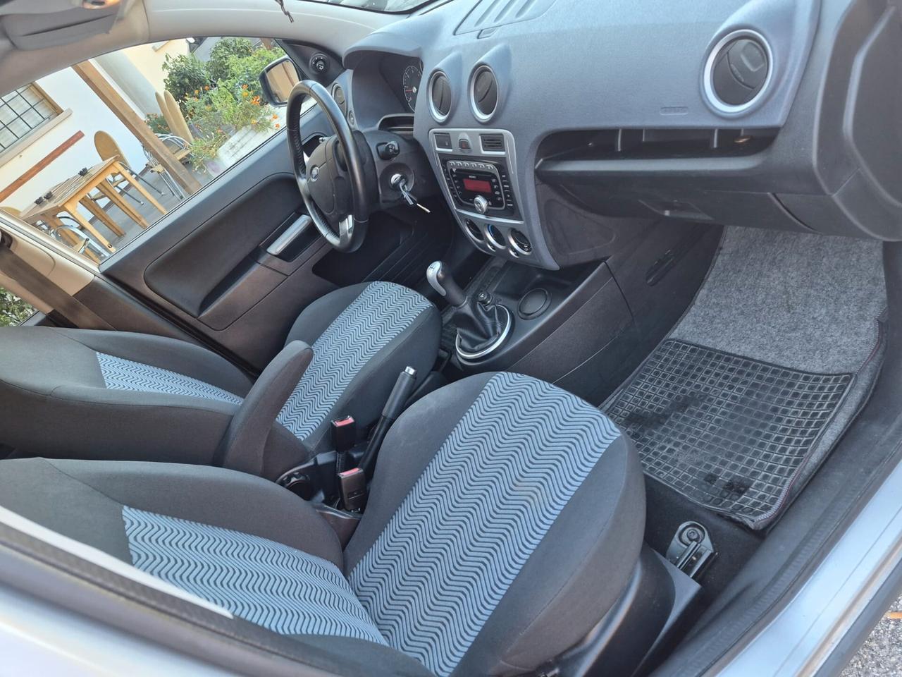Ford Fusion 1.4 TDCi 5p. Titanium