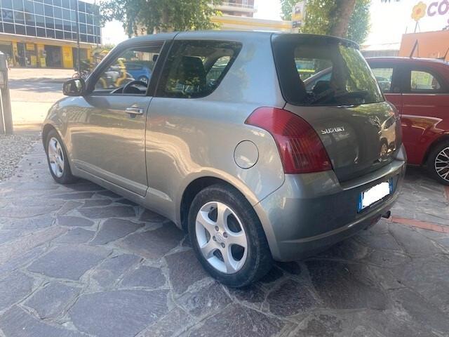 Suzuki Swift 1.3 DDiS 5p. GL
