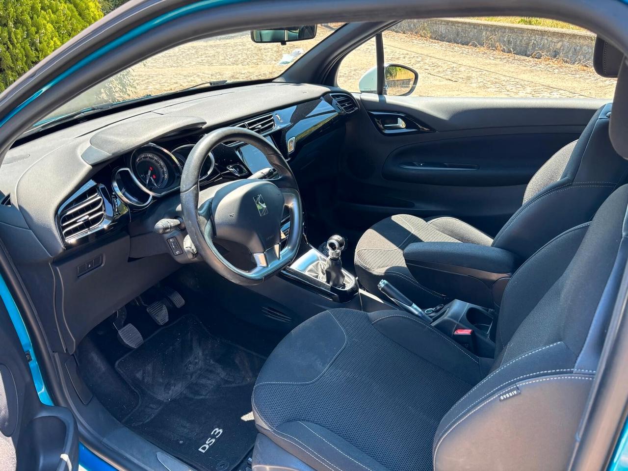 Ds DS3 3 PureTech 82 Chic-Navigatore-Retrocamera-Cerchi lega